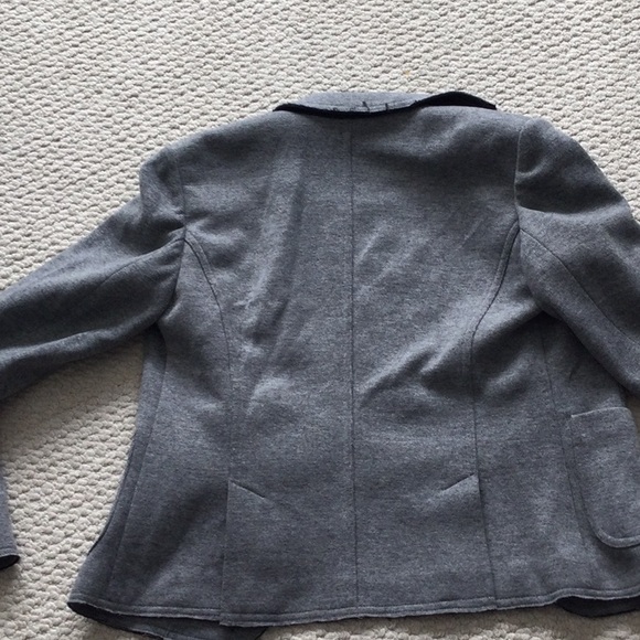 Manuel Ritz wool-blend blazer with unique details - Picture 7 of 8